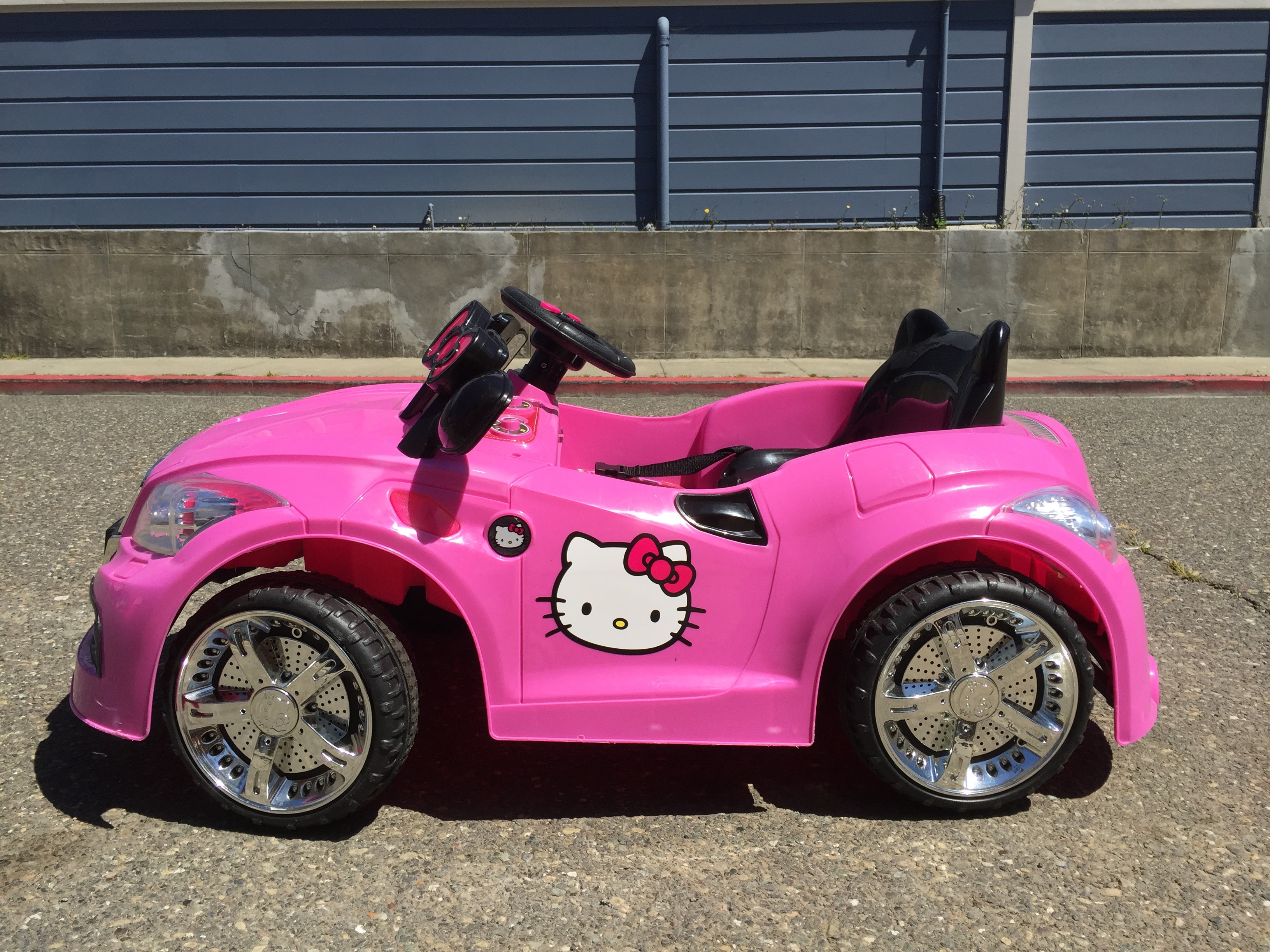 Kitty Grabs Back Electric Go-Kart