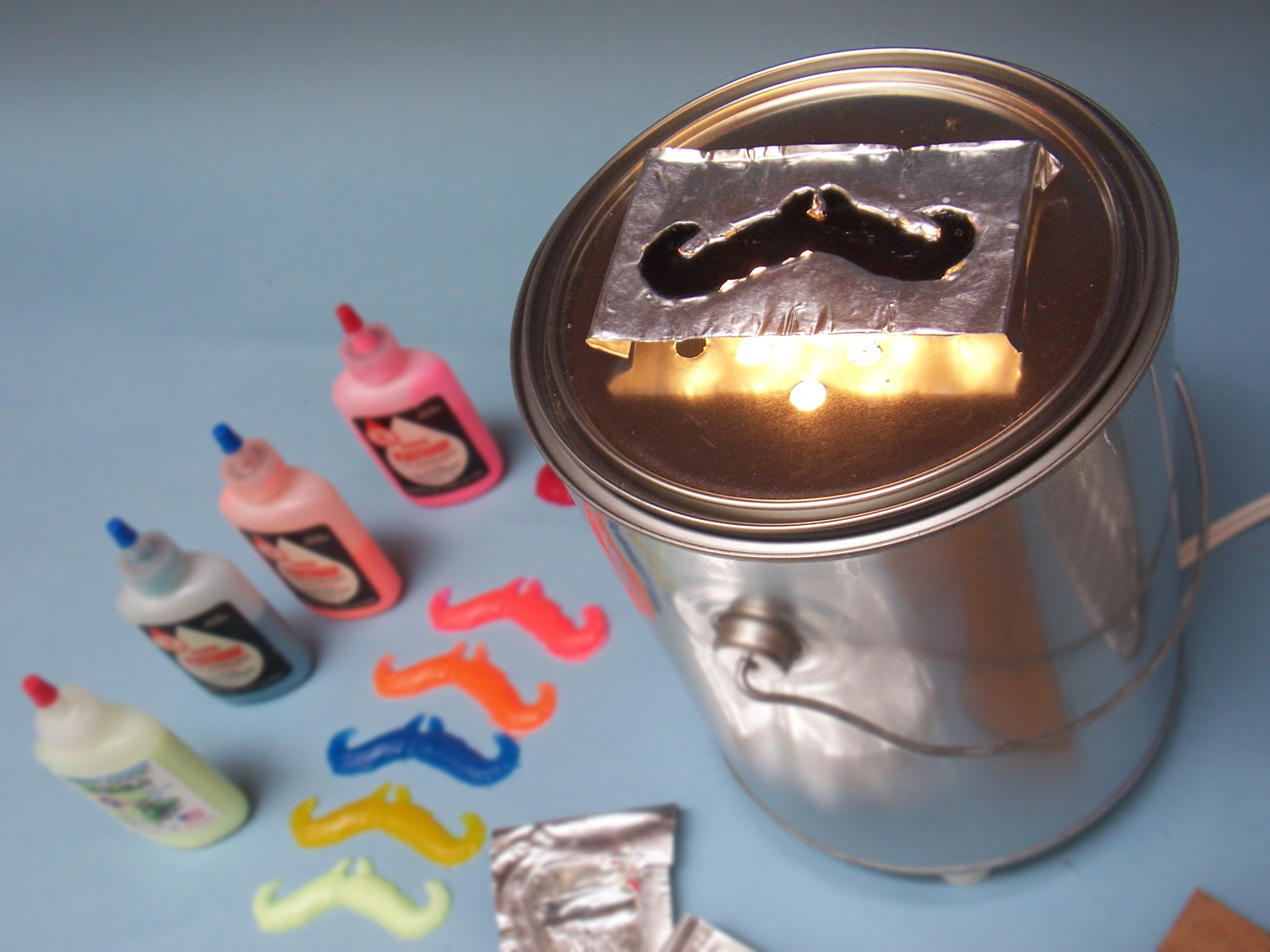 Maker Faire E Z Make Oven—Mold your own Custom Plastic Toys in a