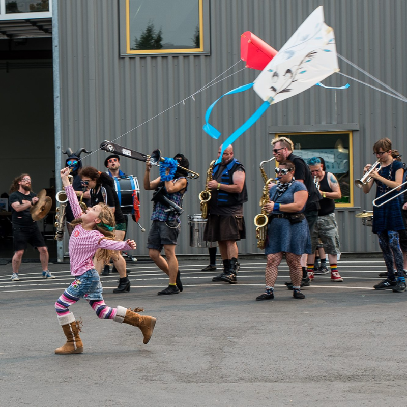 Maker Faire | Kites in flight! Make a Kite!!!