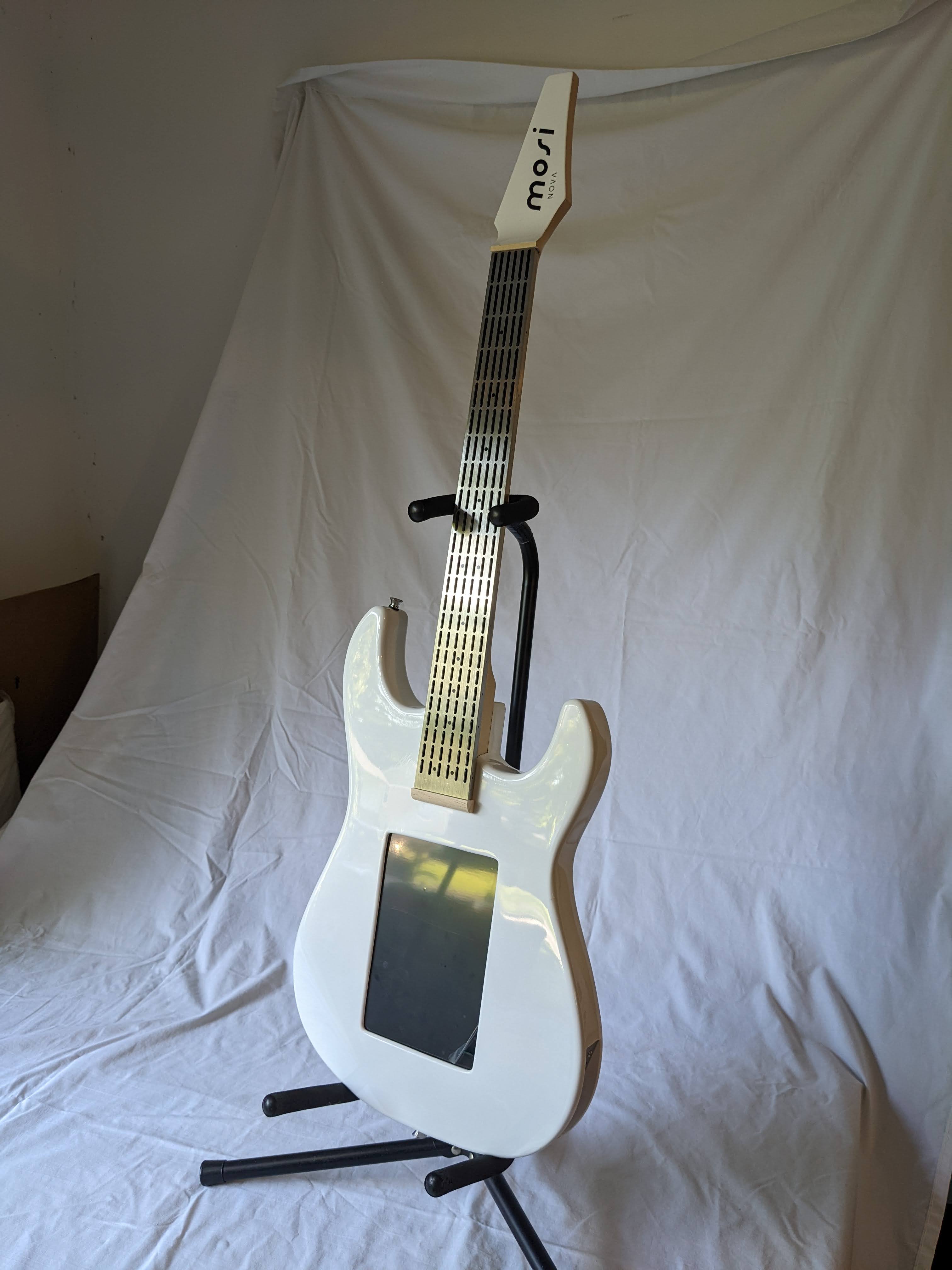 Maker Faire Mosi Nova Touchpad synth guitar